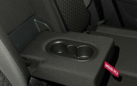 Volkswagen Tiguan II, 2020 год, 2 699 000 рублей, 15 фотография