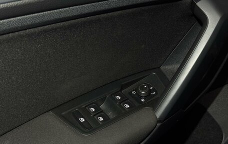 Volkswagen Tiguan II, 2020 год, 2 699 000 рублей, 21 фотография