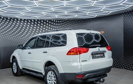 Mitsubishi Pajero Sport II рестайлинг, 2012 год, 1 712 000 рублей, 4 фотография