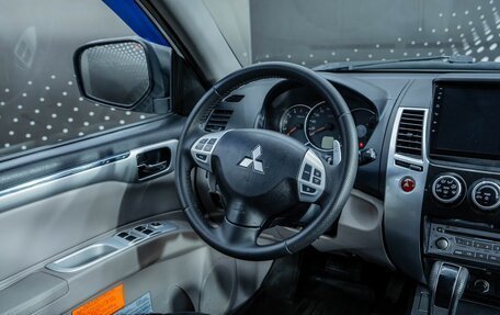 Mitsubishi Pajero Sport II рестайлинг, 2012 год, 1 712 000 рублей, 10 фотография