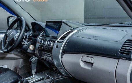 Mitsubishi Pajero Sport II рестайлинг, 2012 год, 1 712 000 рублей, 16 фотография