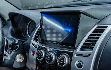 Mitsubishi Pajero Sport II рестайлинг, 2012 год, 1 712 000 рублей, 13 фотография