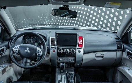 Mitsubishi Pajero Sport II рестайлинг, 2012 год, 1 712 000 рублей, 9 фотография
