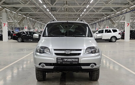 Chevrolet Niva I рестайлинг, 2017 год, 680 000 рублей, 2 фотография