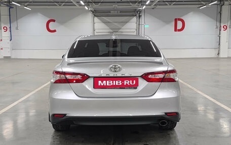 Toyota Camry, 2019 год, 3 100 000 рублей, 7 фотография