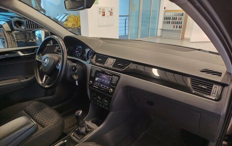 Skoda Rapid I, 2018 год, 1 070 000 рублей, 7 фотография