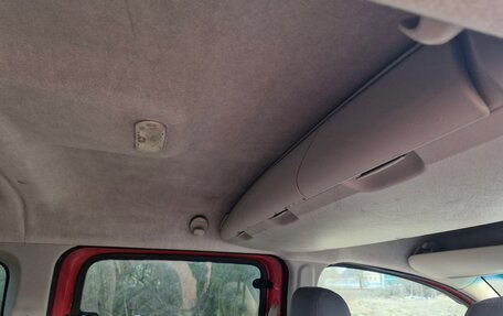 Renault Kangoo II рестайлинг, 2008 год, 550 000 рублей, 18 фотография