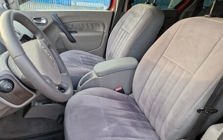 Renault Kangoo II рестайлинг, 2008 год, 550 000 рублей, 13 фотография