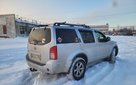 Nissan Pathfinder, 2010 год, 1 100 000 рублей, 2 фотография