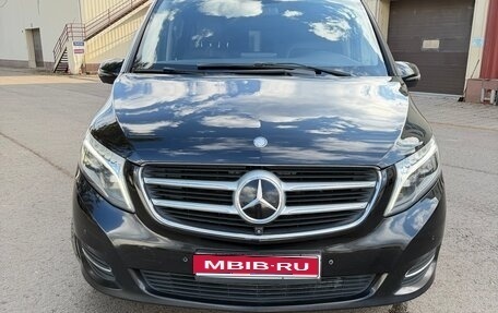 Mercedes-Benz V-Класс, 2016 год, 4 100 000 рублей, 1 фотография