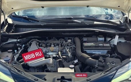 Toyota C-HR I рестайлинг, 2021 год, 3 300 000 рублей, 1 фотография