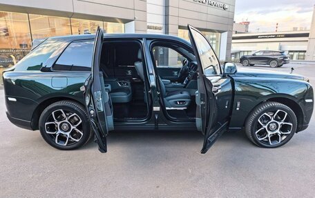 Rolls-Royce Cullinan, 2021 год, 38 000 000 рублей, 4 фотография