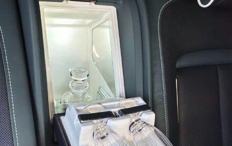 Rolls-Royce Cullinan, 2021 год, 38 000 000 рублей, 21 фотография