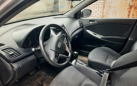 Hyundai Solaris II рестайлинг, 2015 год, 540 000 рублей, 6 фотография