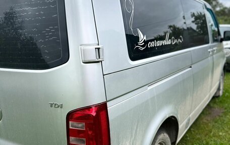 Volkswagen Caravelle T6 рестайлинг, 2016 год, 2 000 000 рублей, 6 фотография