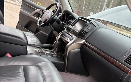 Toyota Land Cruiser 200, 2009 год, 3 300 000 рублей, 17 фотография