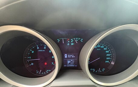 Toyota Land Cruiser 200, 2009 год, 3 300 000 рублей, 22 фотография