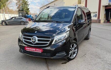 Mercedes-Benz V-Класс, 2016 год, 4 100 000 рублей, 3 фотография