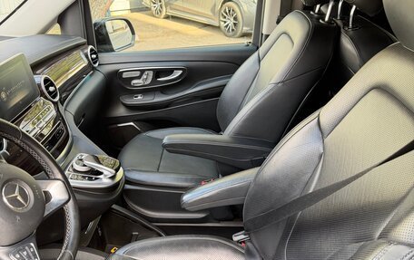 Mercedes-Benz V-Класс, 2016 год, 4 100 000 рублей, 13 фотография