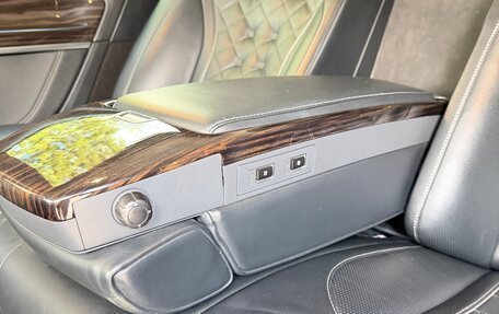 Mercedes-Benz V-Класс, 2016 год, 4 100 000 рублей, 20 фотография