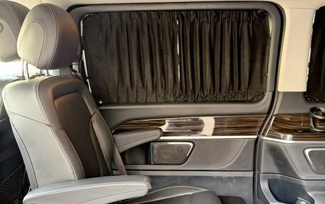 Mercedes-Benz V-Класс, 2016 год, 4 100 000 рублей, 22 фотография