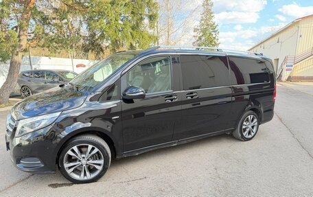 Mercedes-Benz V-Класс, 2016 год, 4 100 000 рублей, 26 фотография