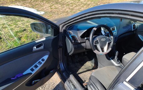 Hyundai Solaris II рестайлинг, 2013 год, 730 000 рублей, 9 фотография