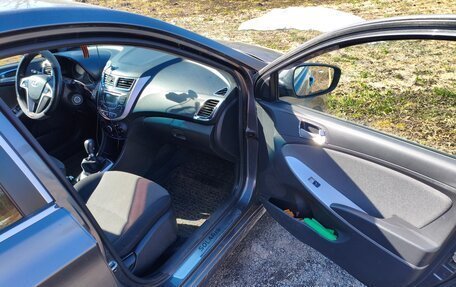 Hyundai Solaris II рестайлинг, 2013 год, 730 000 рублей, 11 фотография