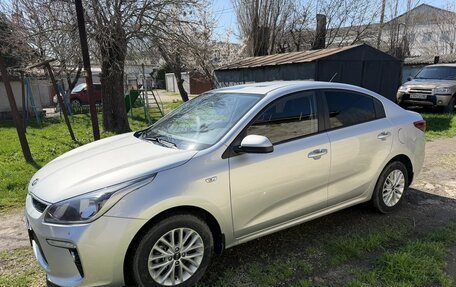 KIA Rio IV, 2019 год, 1 370 000 рублей, 2 фотография