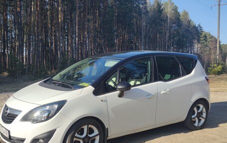 Opel Meriva, 2013 год, 880 000 рублей, 3 фотография