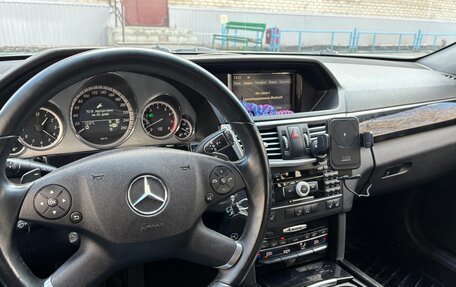 Mercedes-Benz E-Класс, 2010 год, 1 750 000 рублей, 5 фотография