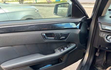 Mercedes-Benz E-Класс, 2010 год, 1 750 000 рублей, 7 фотография