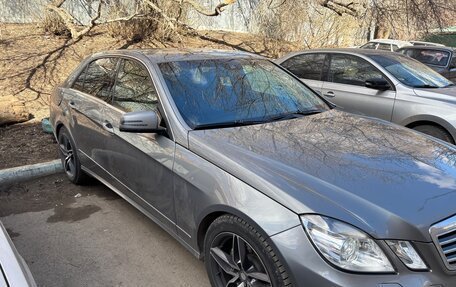 Mercedes-Benz E-Класс, 2010 год, 1 750 000 рублей, 8 фотография