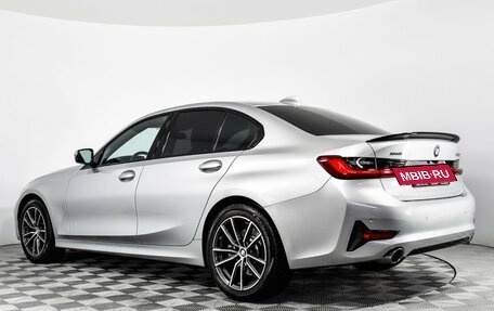 BMW 3 серия, 2019 год, 3 200 000 рублей, 20 фотография