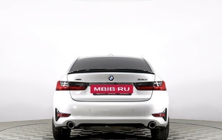 BMW 3 серия, 2019 год, 3 200 000 рублей, 16 фотография