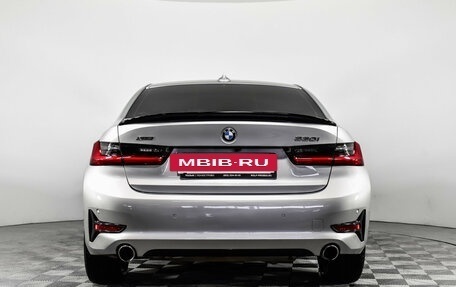 BMW 3 серия, 2019 год, 3 200 000 рублей, 17 фотография