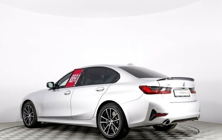 BMW 3 серия, 2019 год, 3 200 000 рублей, 19 фотография