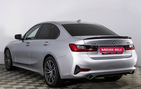 BMW 3 серия, 2019 год, 3 200 000 рублей, 18 фотография