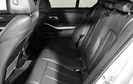 BMW 3 серия, 2019 год, 3 200 000 рублей, 29 фотография