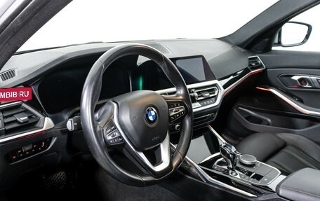 BMW 3 серия, 2019 год, 3 200 000 рублей, 30 фотография