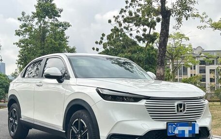 Honda Vezel, 2023 год, 1 650 000 рублей, 1 фотография