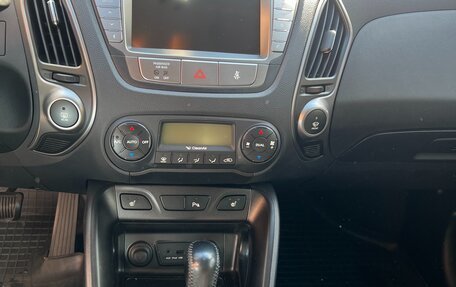 Hyundai ix35 I рестайлинг, 2013 год, 1 400 000 рублей, 7 фотография