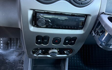 Renault Logan I, 2010 год, 190 000 рублей, 14 фотография