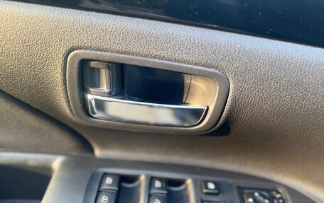 Mitsubishi Outlander III рестайлинг 3, 2021 год, 2 480 000 рублей, 7 фотография