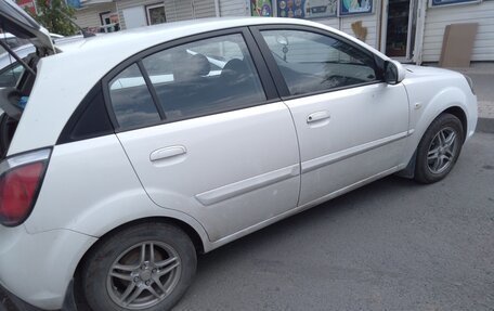 KIA Rio II, 2010 год, 730 000 рублей, 4 фотография