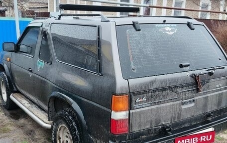 Nissan Terrano II рестайлинг, 1989 год, 370 000 рублей, 8 фотография