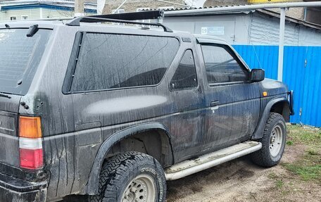 Nissan Terrano II рестайлинг, 1989 год, 370 000 рублей, 9 фотография