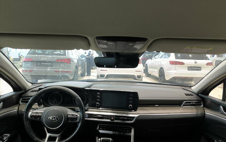 KIA K5, 2021 год, 2 650 000 рублей, 17 фотография