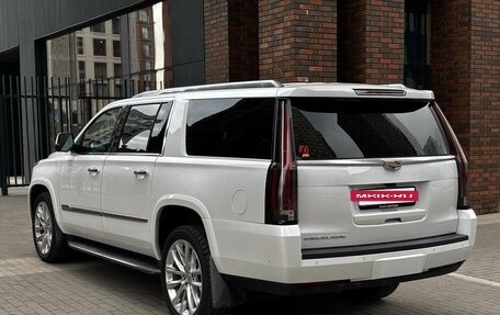 Cadillac Escalade IV, 2019 год, 3 800 000 рублей, 2 фотография