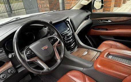 Cadillac Escalade IV, 2019 год, 3 800 000 рублей, 11 фотография